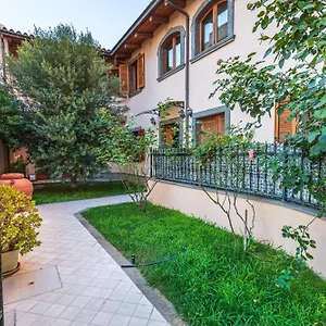 Casa Lilla 1 E 2 , Oristano Italia
